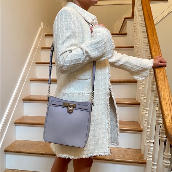 💕NEW MICHAEL KORS LEATHER X-BODY BAG - Picture 4 of 12